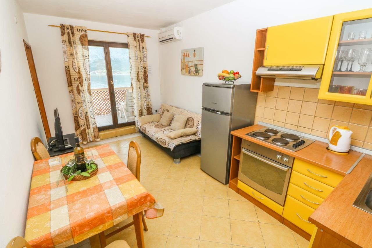 Apartments Ines バスカ エクステリア 写真