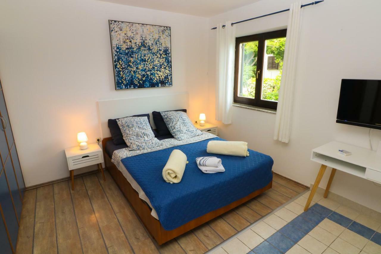 Apartments Ines バスカ エクステリア 写真